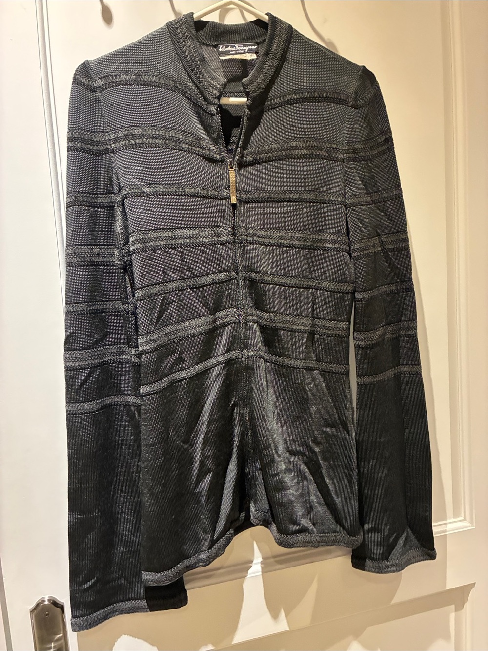 Salvatore Ferragamo Textured Full-Zip Knit Cardigan Jacket Size XS👝